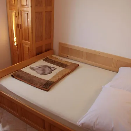 Two-bedroom In Apartamento Srima