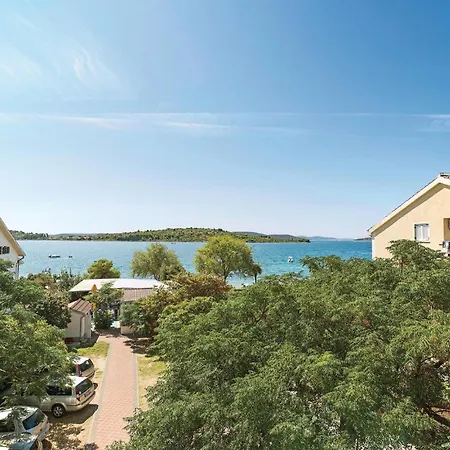 Two-bedroom In Apartman