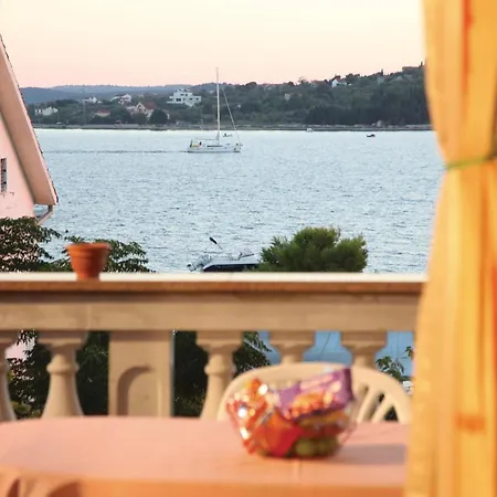 Awesome In With House Sea View *