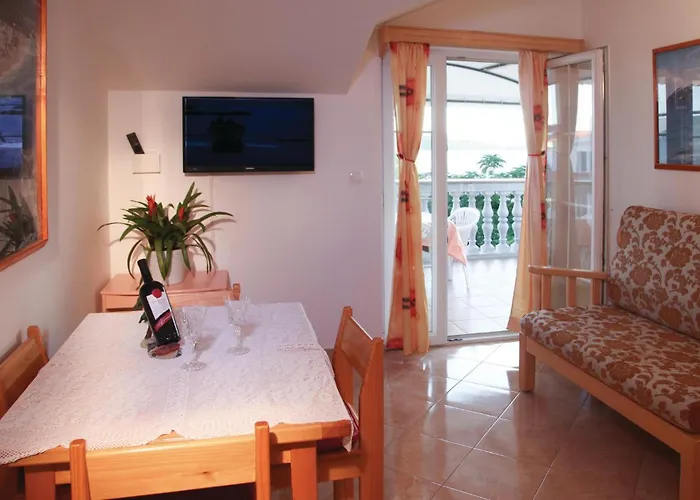 Apartamento Two-bedroom In Srima