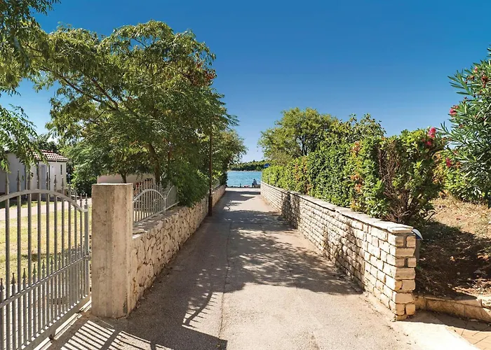 Apartamento Two-bedroom In *